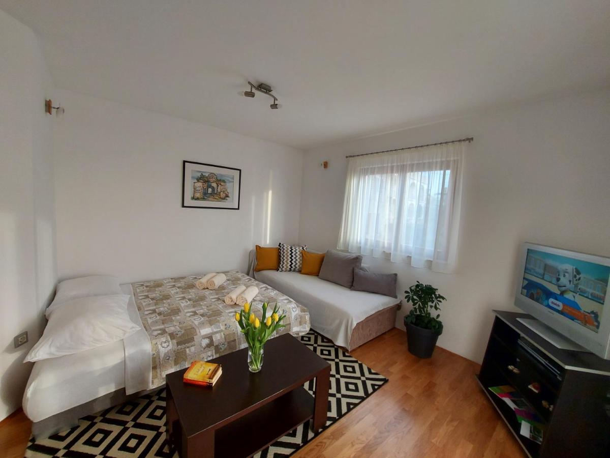 Apartments Gracia & Toni 特罗吉尔 外观 照片